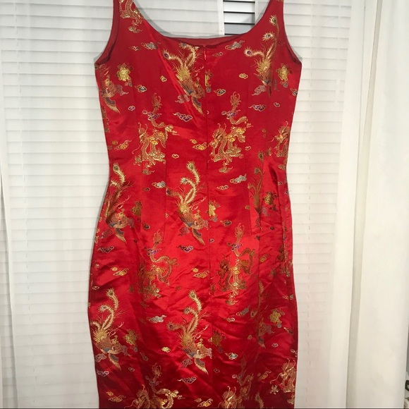 red satin embroidered dress with side slit - Picture 3 of 5
